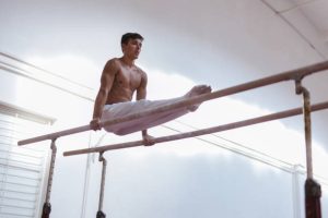 Menguasai Palang Sejajar: Teknik untuk Pemula